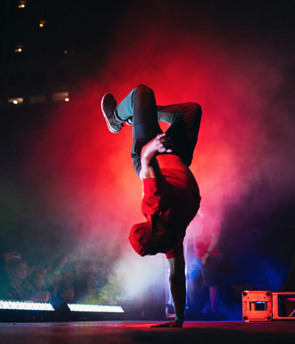 Victoria - KizzArte ΜΑΘΗΜΑΤΑ KIZOMBA, SEMBA 